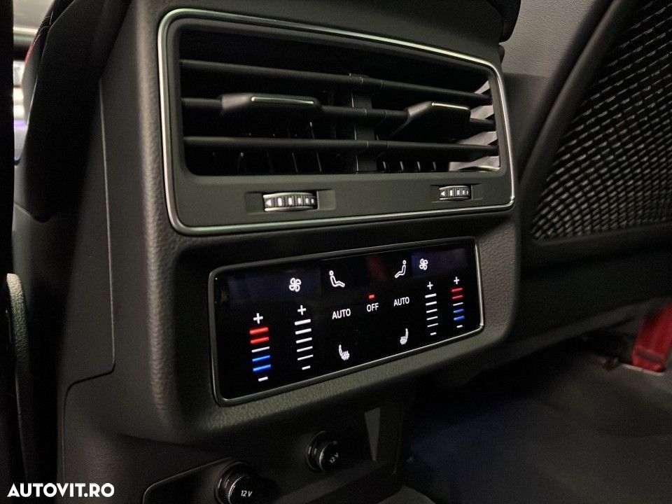 Audi SQ8 4.0 TFSI quattro Tiptronic - 22