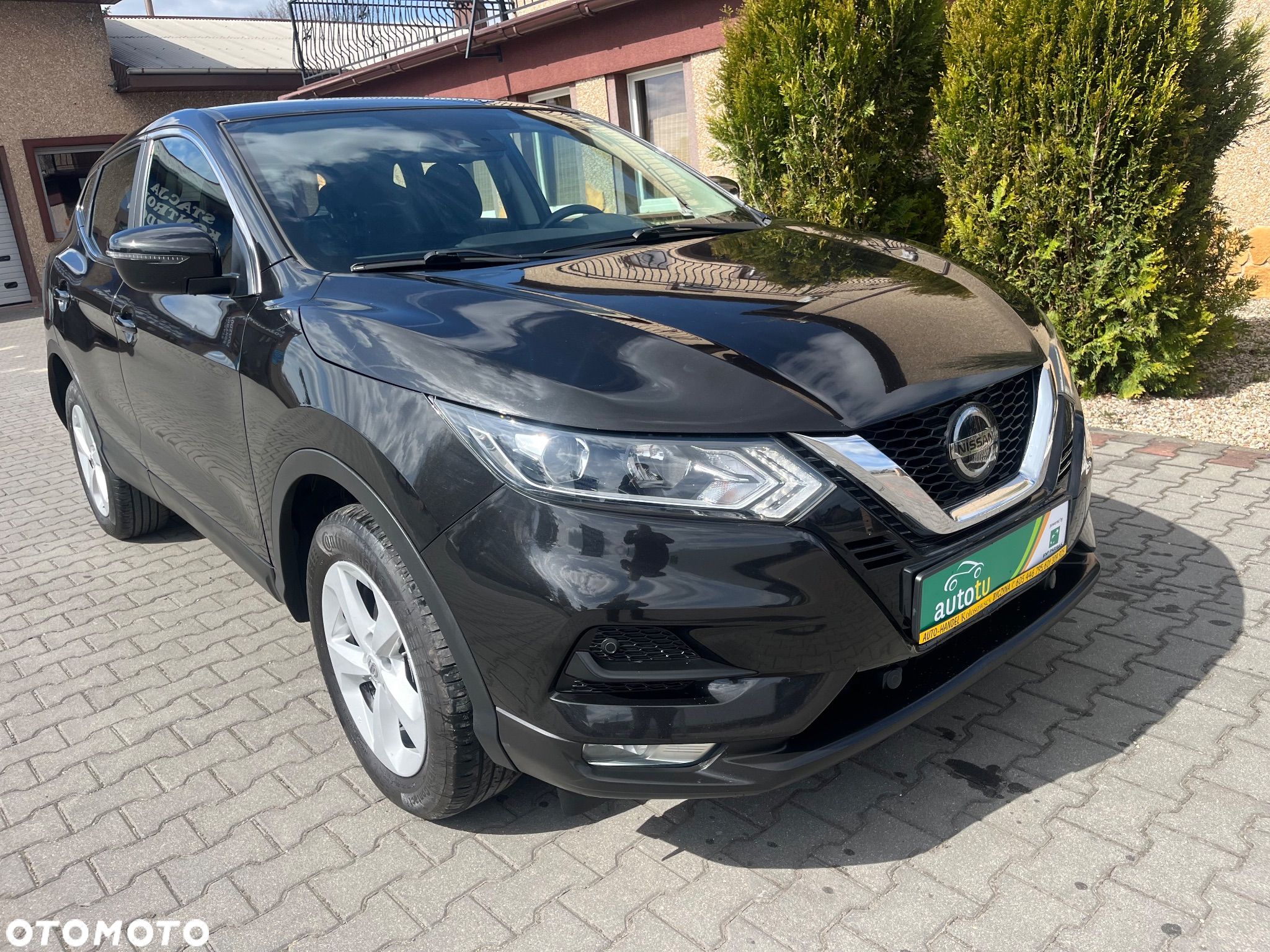 Nissan Qashqai 1.3 DIG-T MHEV Tekna - 1