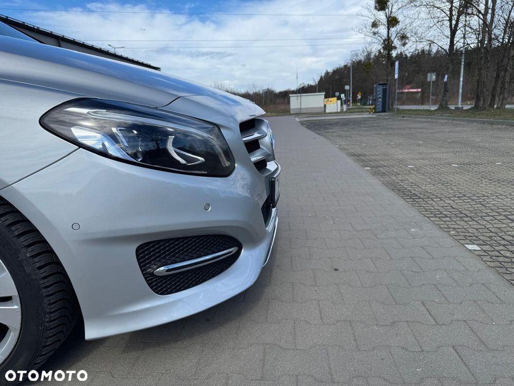 Mercedes-Benz Klasa B 180 (CDI) d 7G-DCT Urban - 14