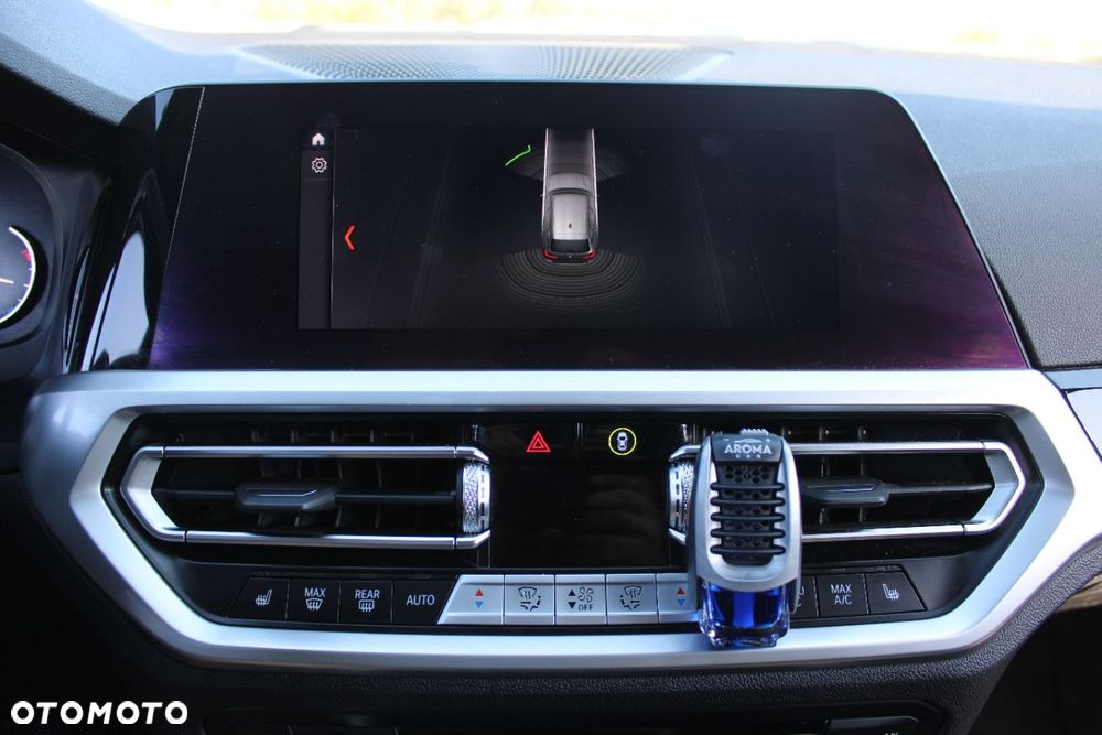 BMW Seria 3 - 32