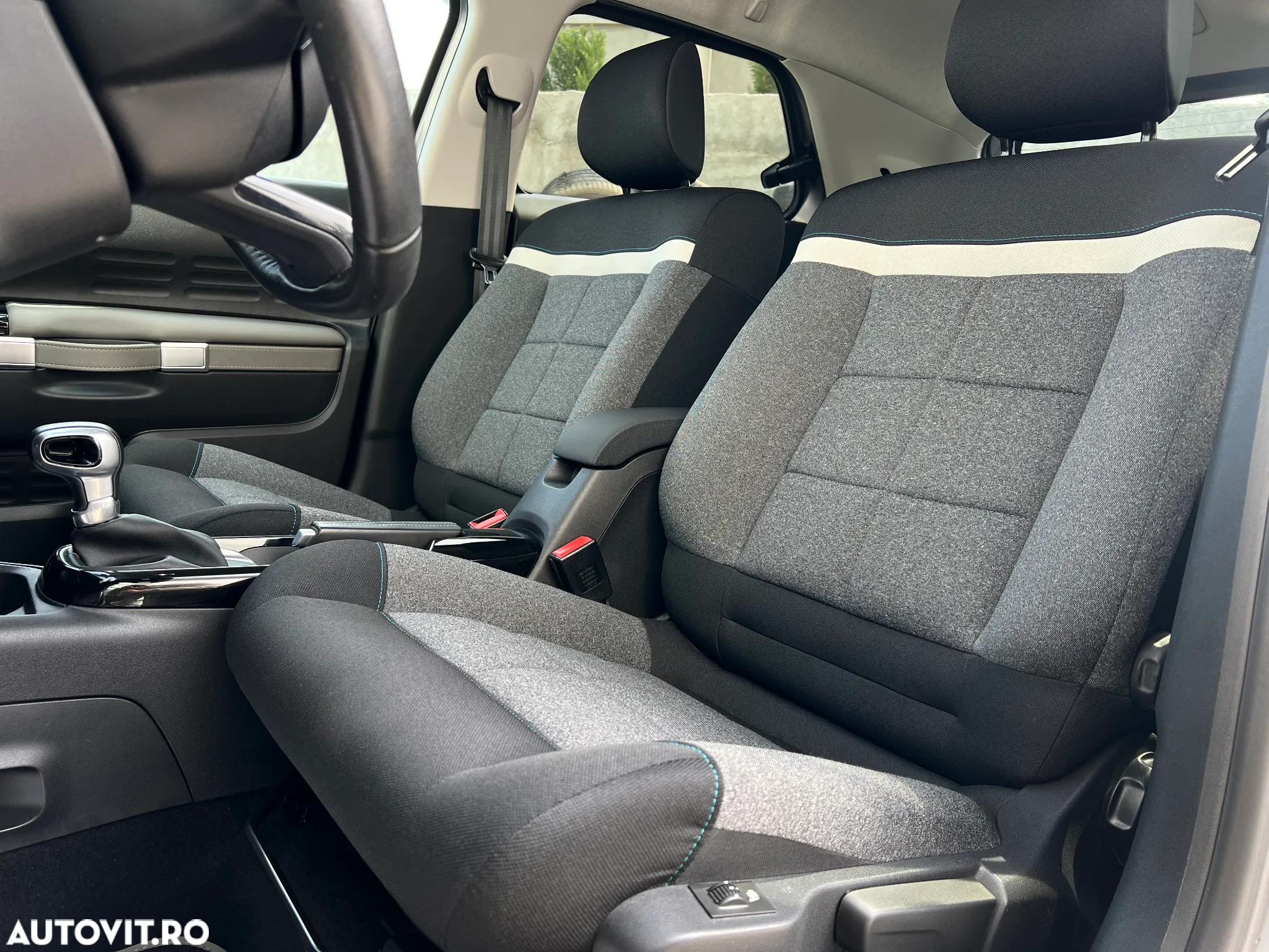 Citroën C4 Cactus Pure Tech 110 Stop&Start EAT6 Shine - 6
