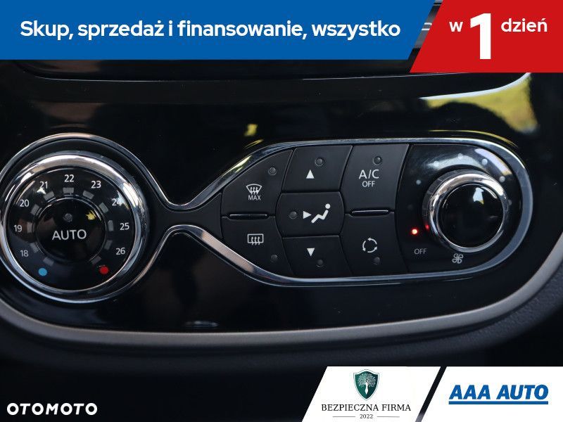 Renault Captur - 17