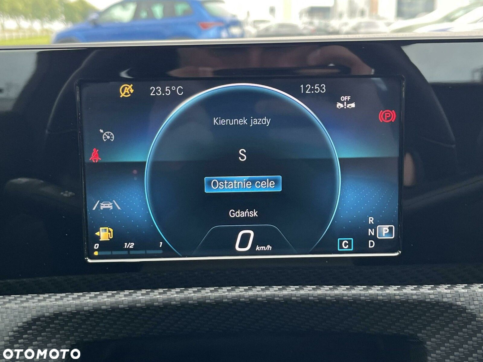 Mercedes-Benz CLA - 19