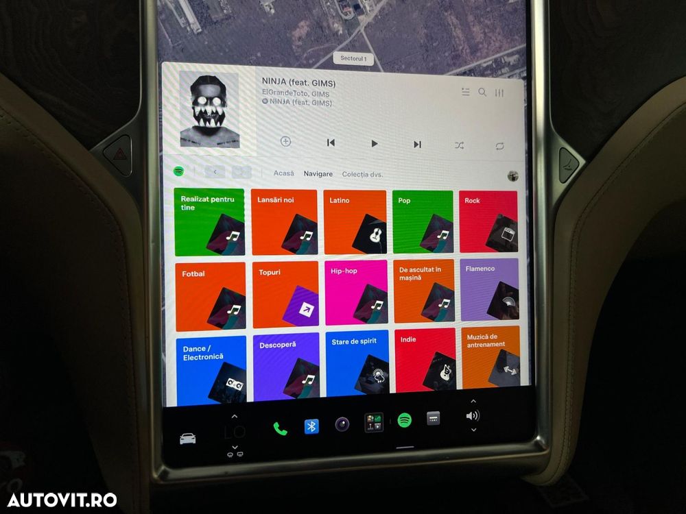 Tesla Model S - 28