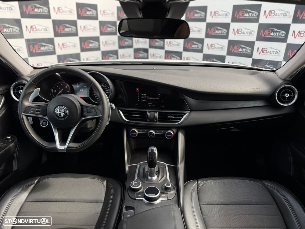 Alfa Romeo Giulia 2.2 D Super AT8 - 30