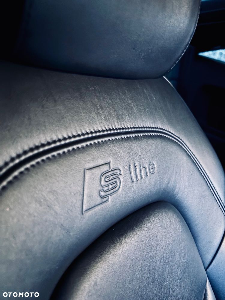 Audi TT Coupé 2.0 TDI quattro - 33