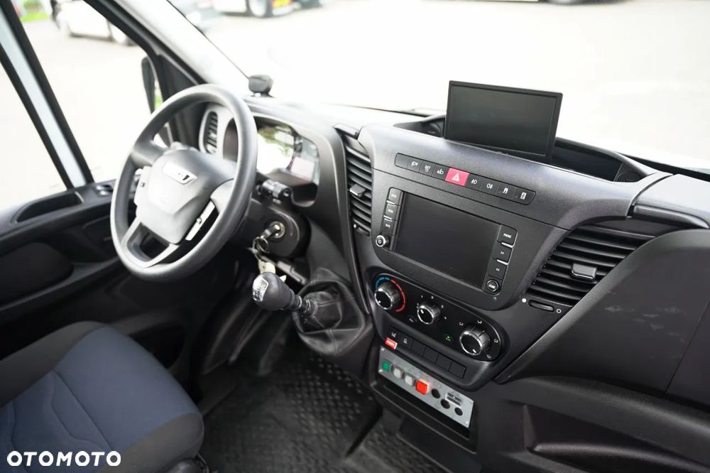 Iveco DAILY 35-140 / ZWYŻKA / PODNOŚNIK KOSZOWY FRANCE ELEVATEUR 141 TLE / 4 PODPORY / MANUAL / 2018 R - 32
