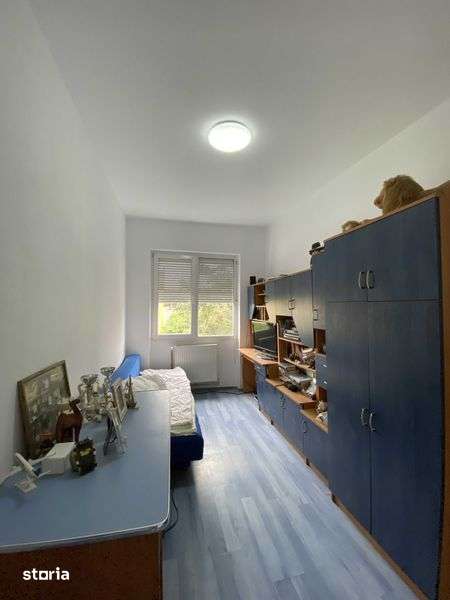 Apartament cu 3 camere — fotografia 3