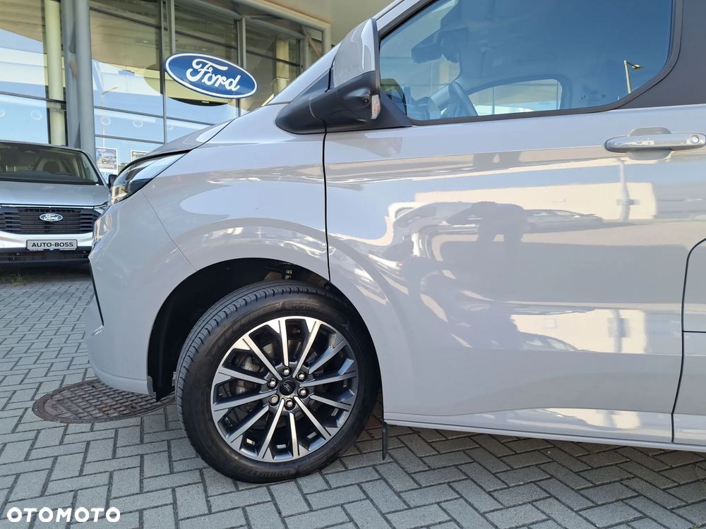 Ford Tourneo Custom 2.0 EcoBlue L2 Titanium SelectShift - 12
