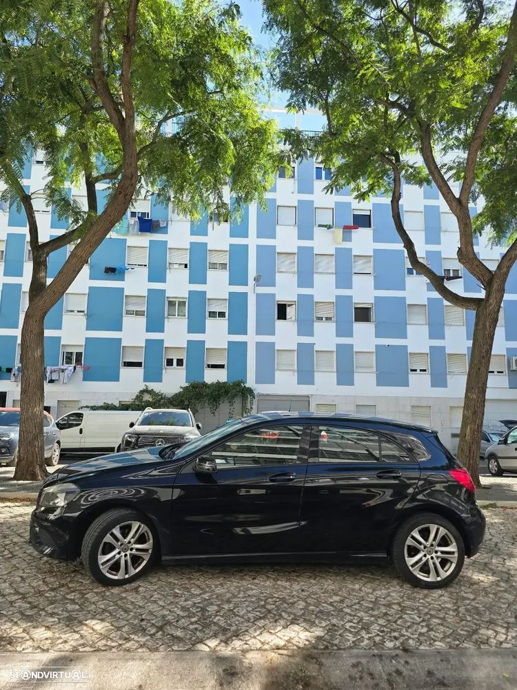 Mercedes-Benz A 180 CDI (BlueEFFICIENCY) - 2