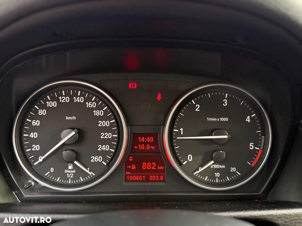 BMW X1 sDrive18d - 14