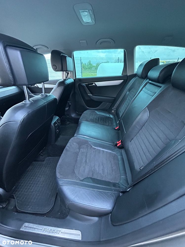 Volkswagen Passat 2.0 TDI DPF Highline - 7