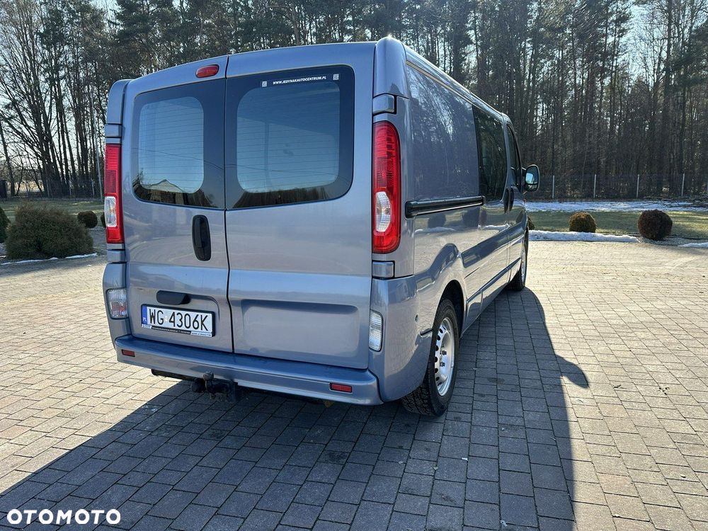 Opel Vivaro - 9