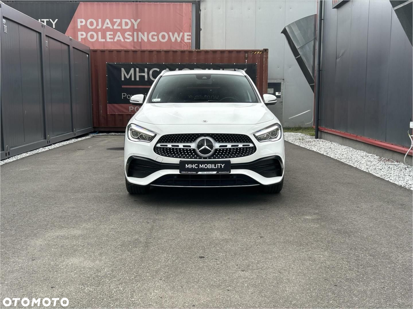 Mercedes-Benz GLA 200 d AMG Line - 11