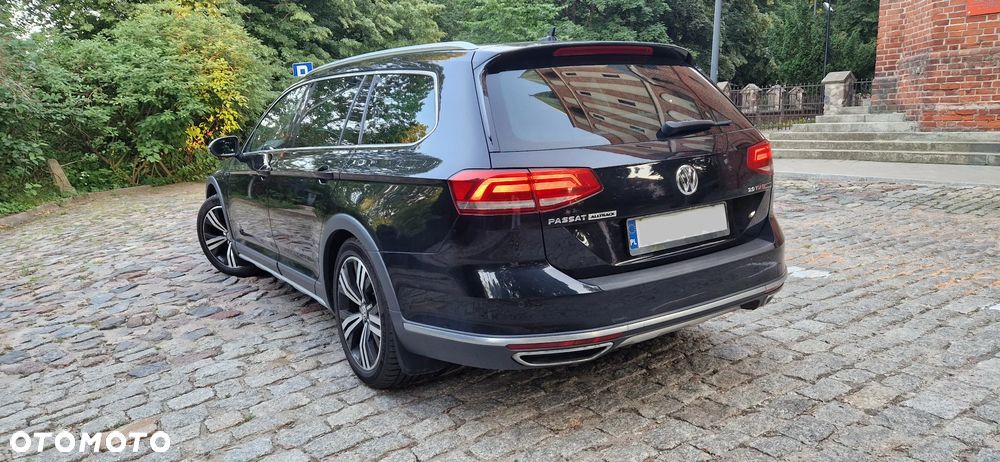 Volkswagen Passat Alltrack 2.0 TDI SCR 4Mot DSG - 4