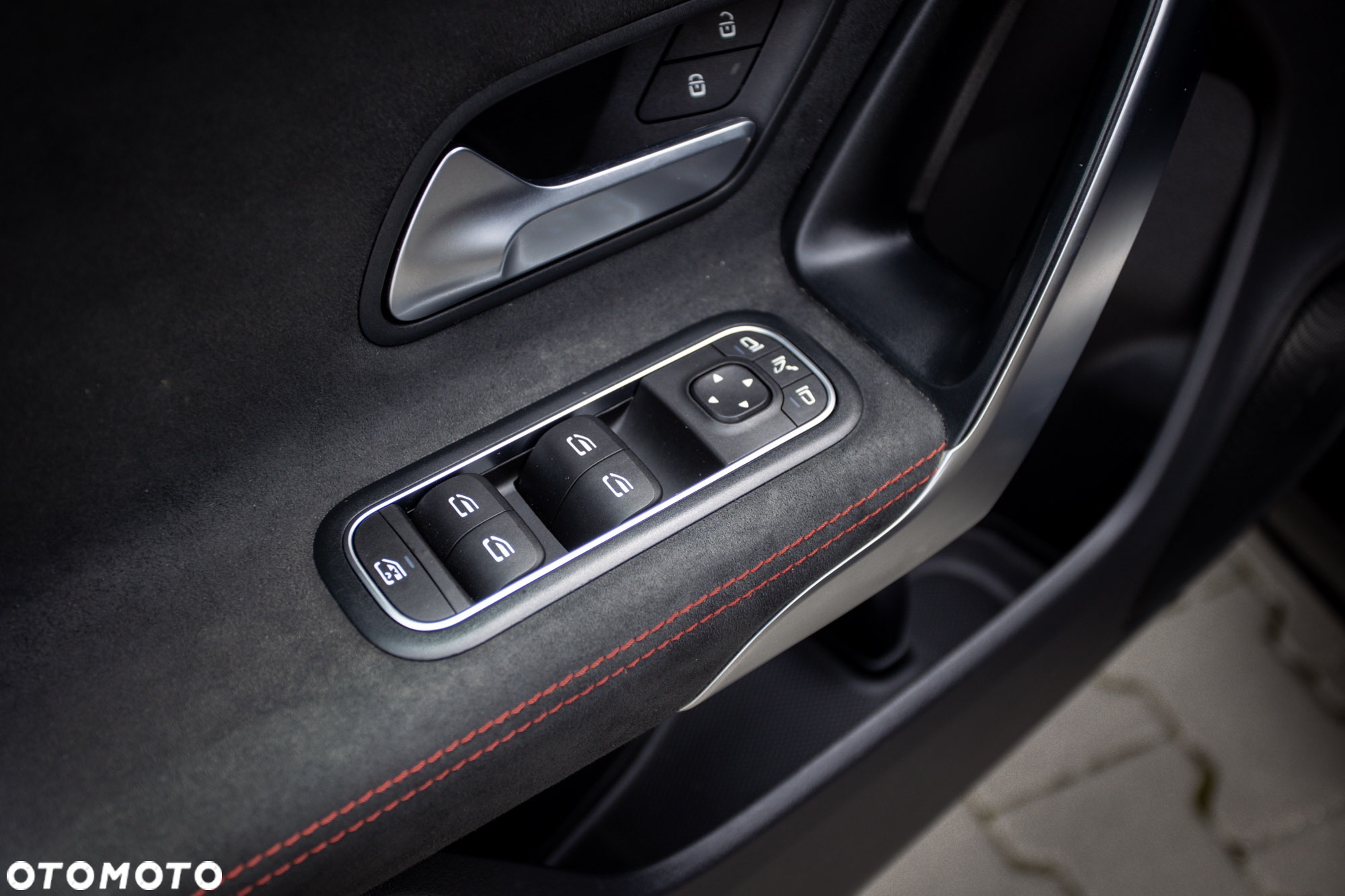 Mercedes-Benz CLA 250 AMG Line 7G-DCT - 22