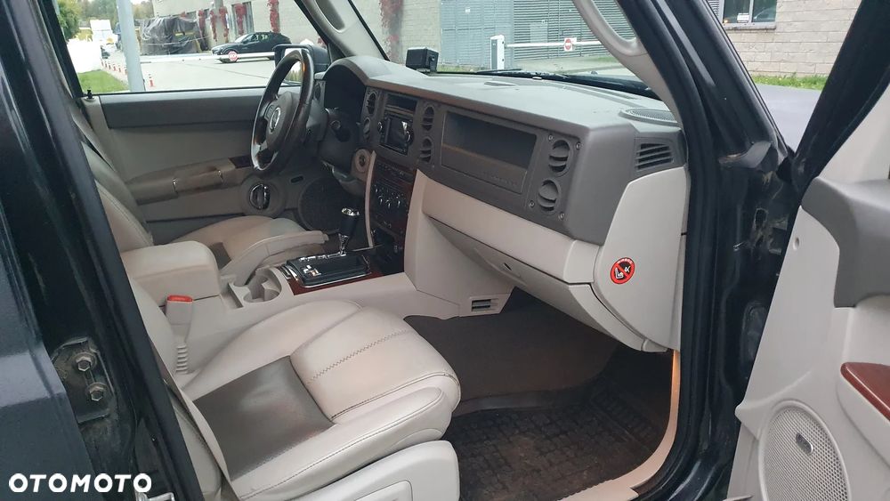 Jeep Commander - 8
