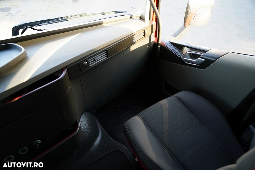 Volvo FH 500 / CORTINĂ / 6x2 / ACOPERIȘ RIDICAT / AER CONDIȚIONAT PARCARE / PUNTE RELAXABILĂ / CONTRACT DE SERVICE GOLD - 32