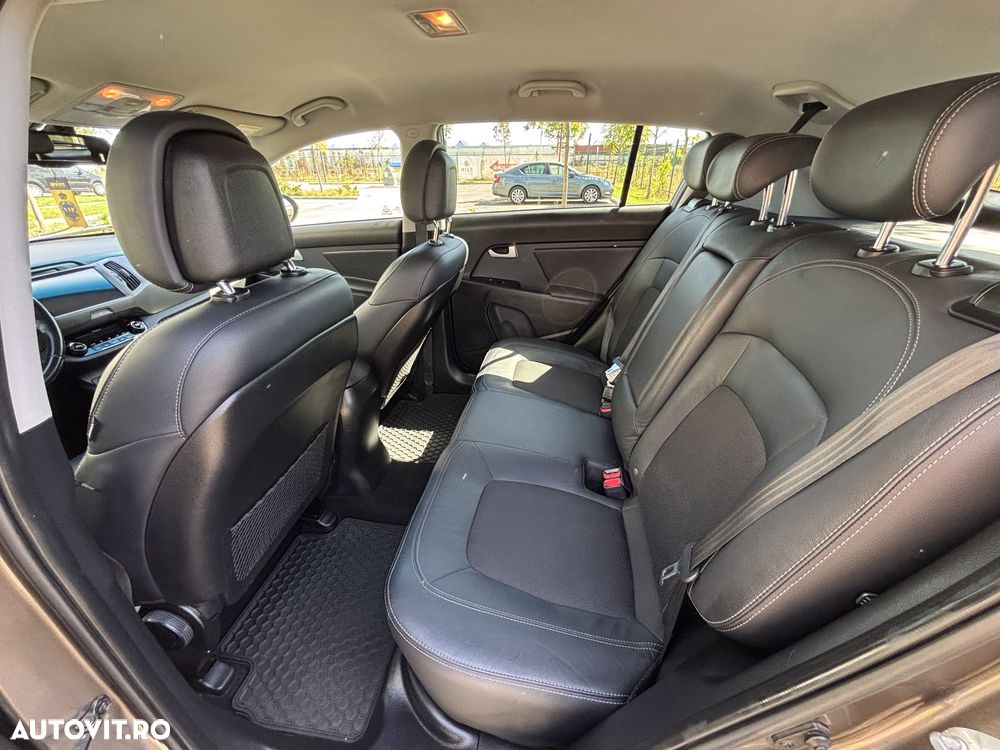 Kia Sportage 2.0 DSL HP 6MT 4x4 Style - 10