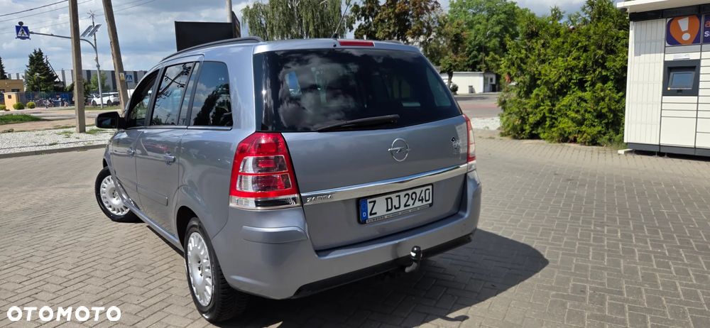 Opel Zafira 1.8 Selection - 11