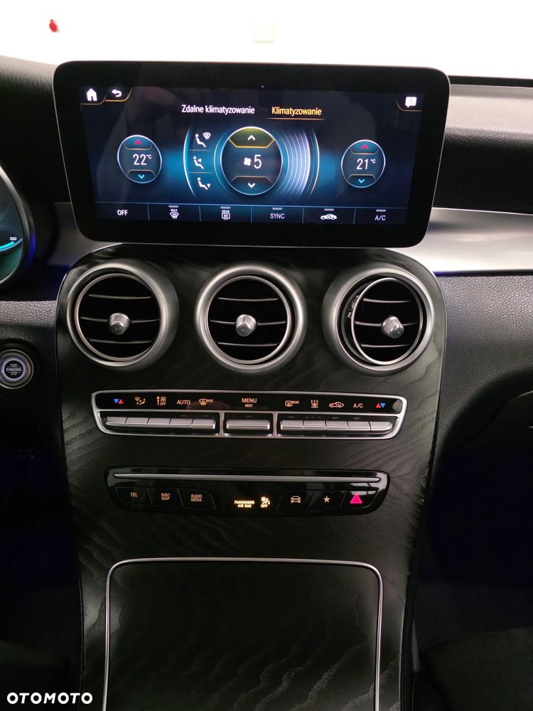 Mercedes-Benz GLC 300 de 4Matic 9G-TRONIC AMG Line Plus - 14