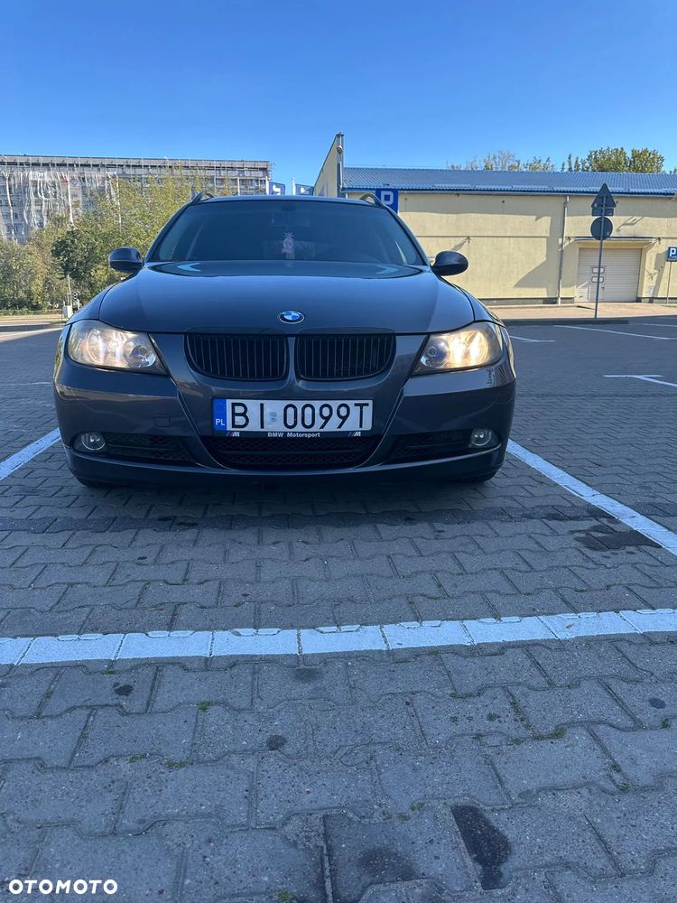 BMW Seria 3 320d - 4