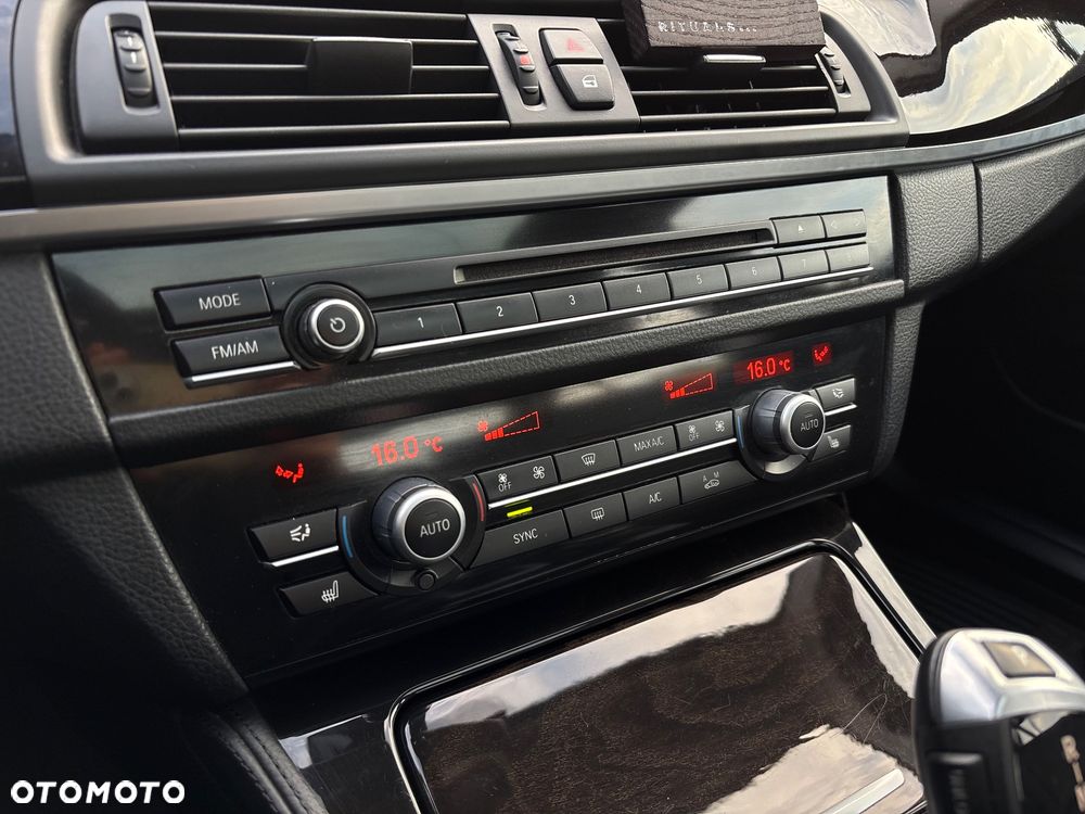 BMW Seria 5 - 24