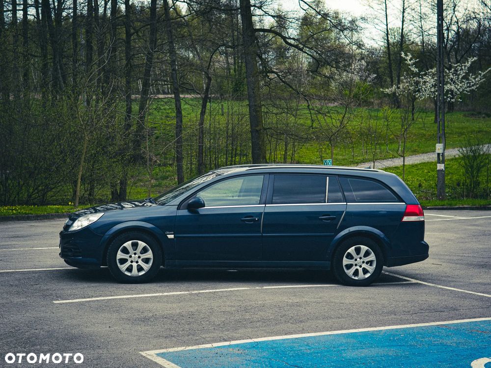 Opel Vectra 1.9 CDTI DPF Cosmo Plus - 3