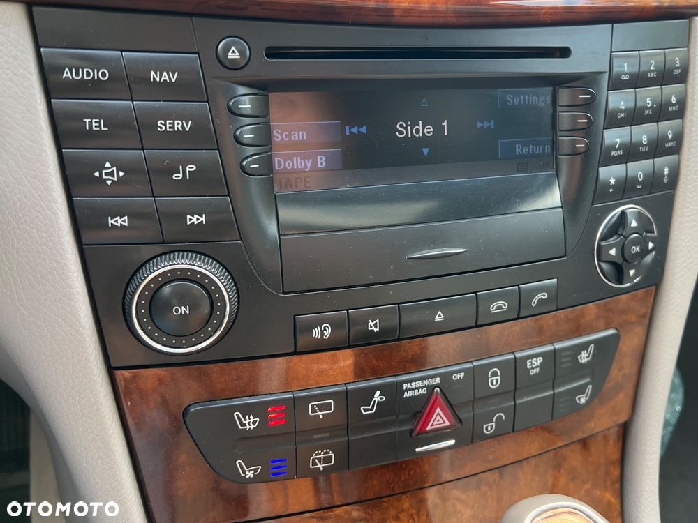Mercedes-Benz Klasa E 320 CDI T Elegance - 18