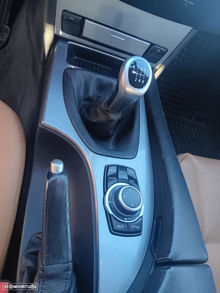 BMW 520 d Touring Executive - 27