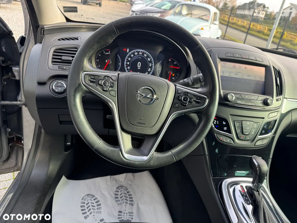 Opel Insignia - 15