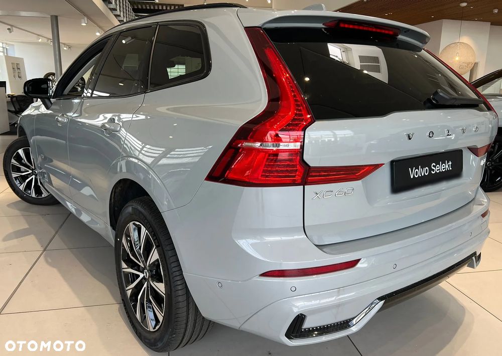 Volvo XC 60 B5 B AWD Geartronic RDesign - 10