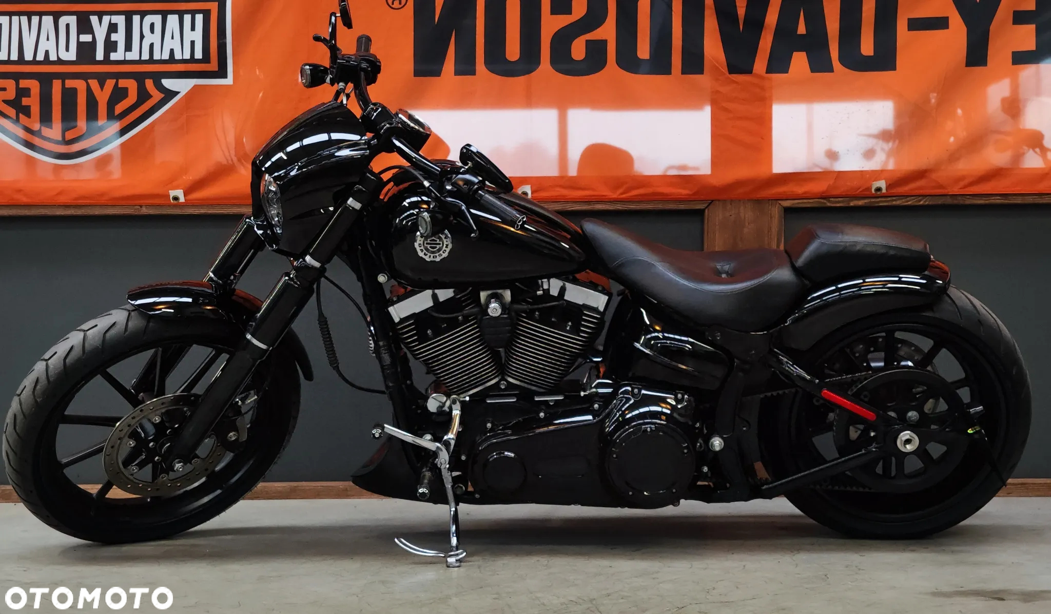 Harley-Davidson FXSB Breakout - 7