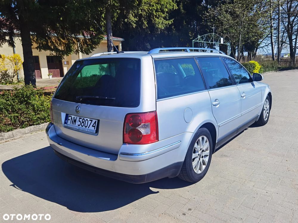 Volkswagen Passat 2.0 TDI DPF Highline - 3