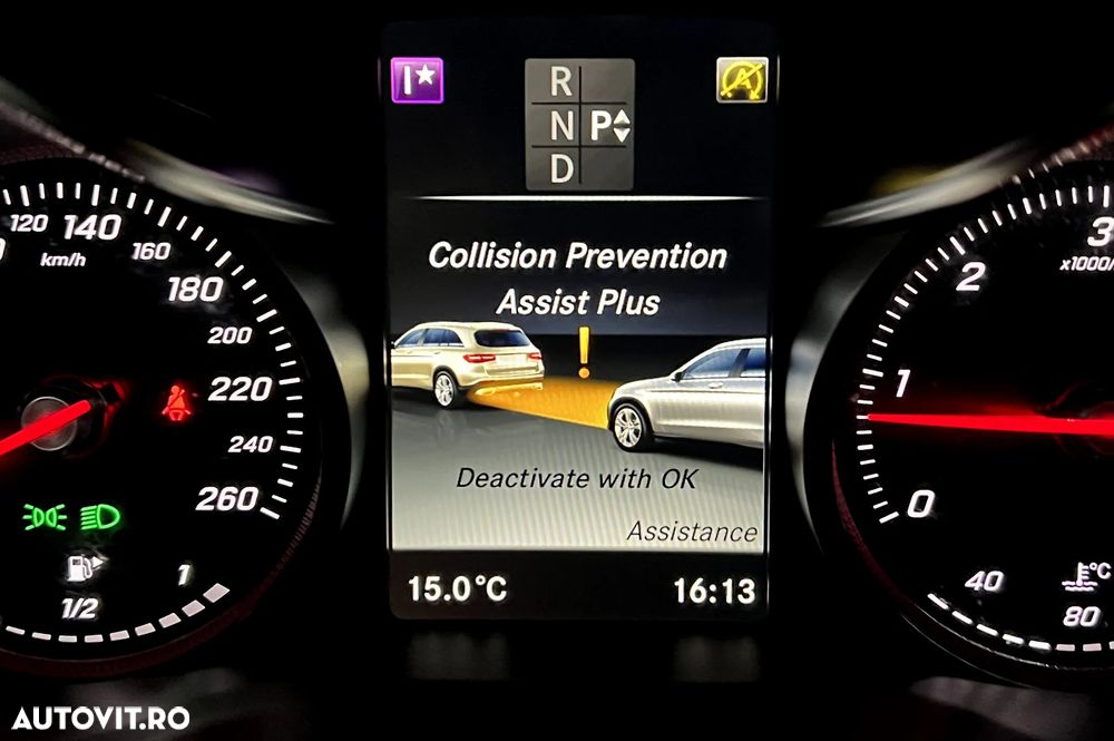 Mercedes-Benz GLC 250 d 4Matic 9G-TRONIC AMG Line - 33