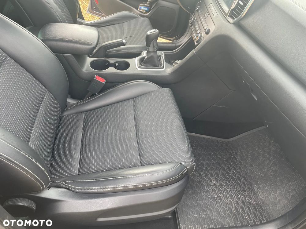 Kia Sportage 2.0 CRDI XL 4WD - 11