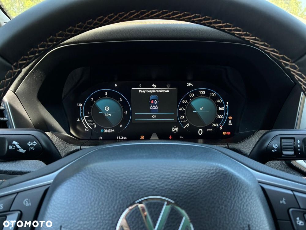 Volkswagen Amarok - 20