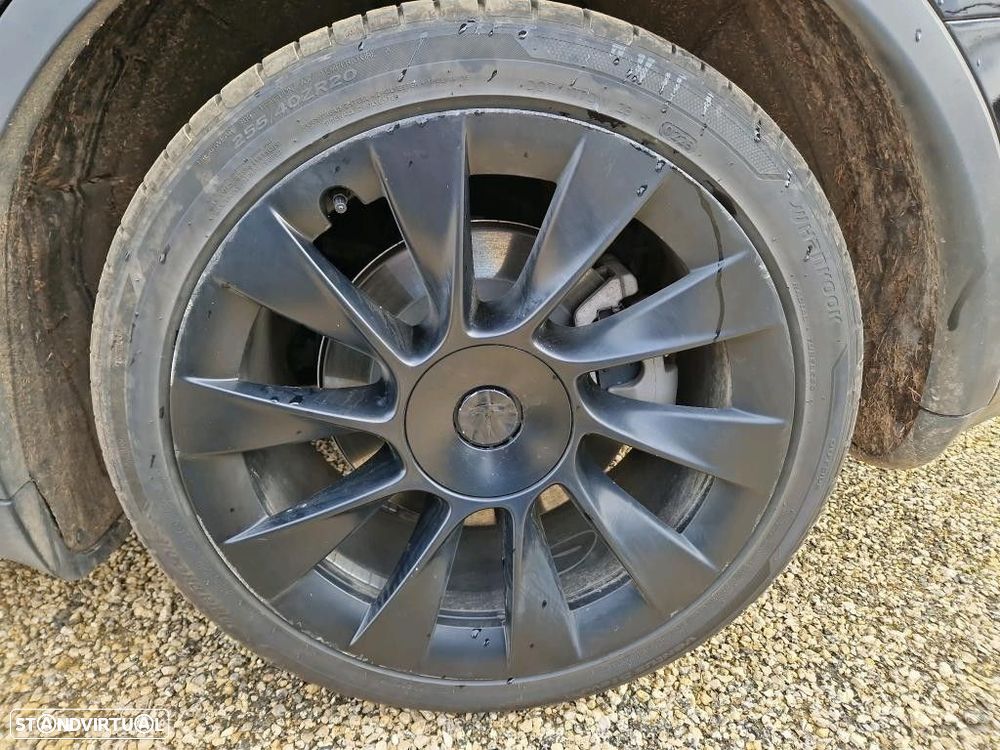 Tesla Model Y Tração Traseira - 21