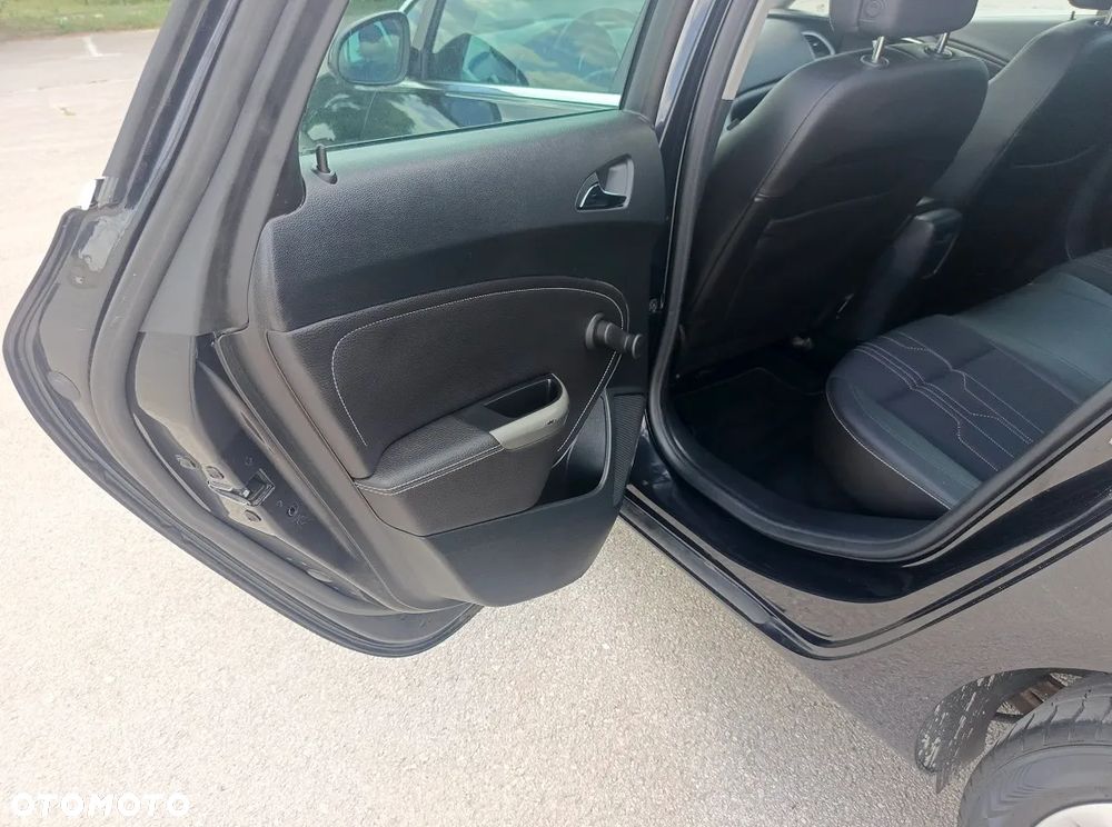 Opel Astra 1.4 Turbo 150 Jahre - 27