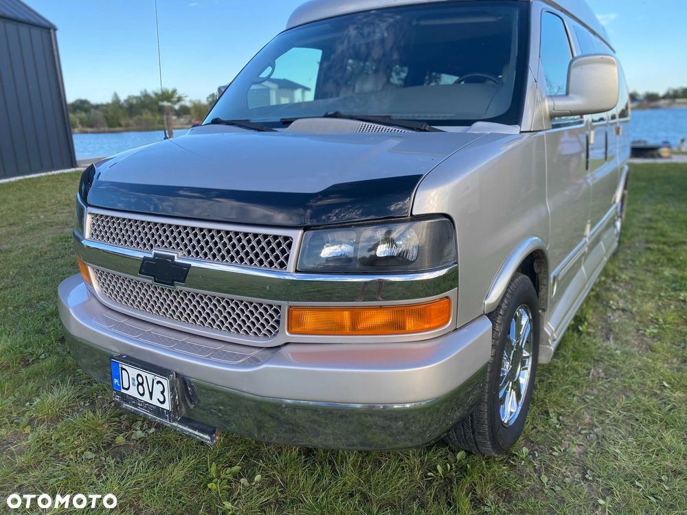 Chevrolet Express - 1