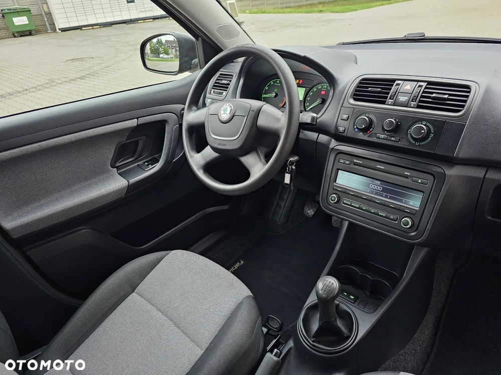 Skoda Fabia 1.2 HTP Elegance - 10