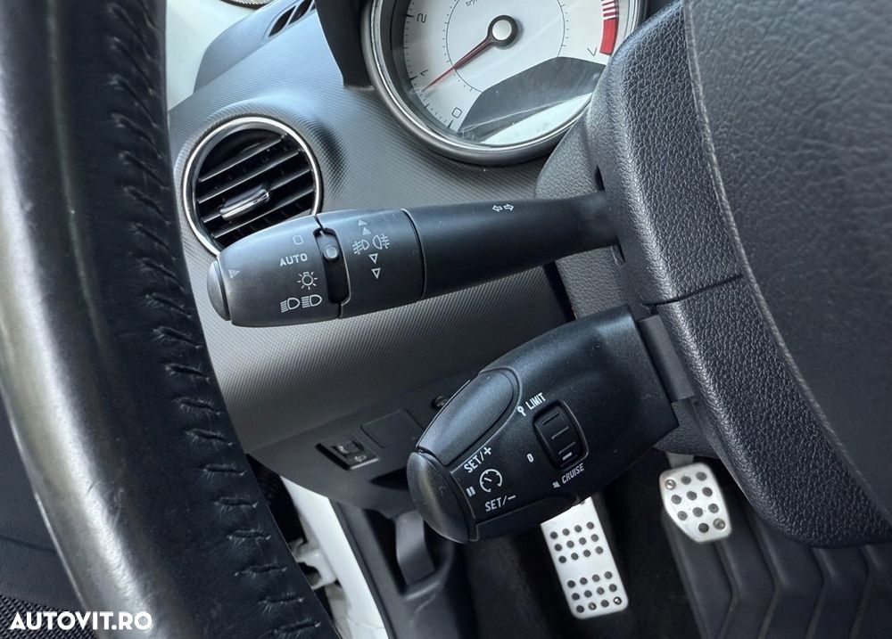 Peugeot 308 200 - 16