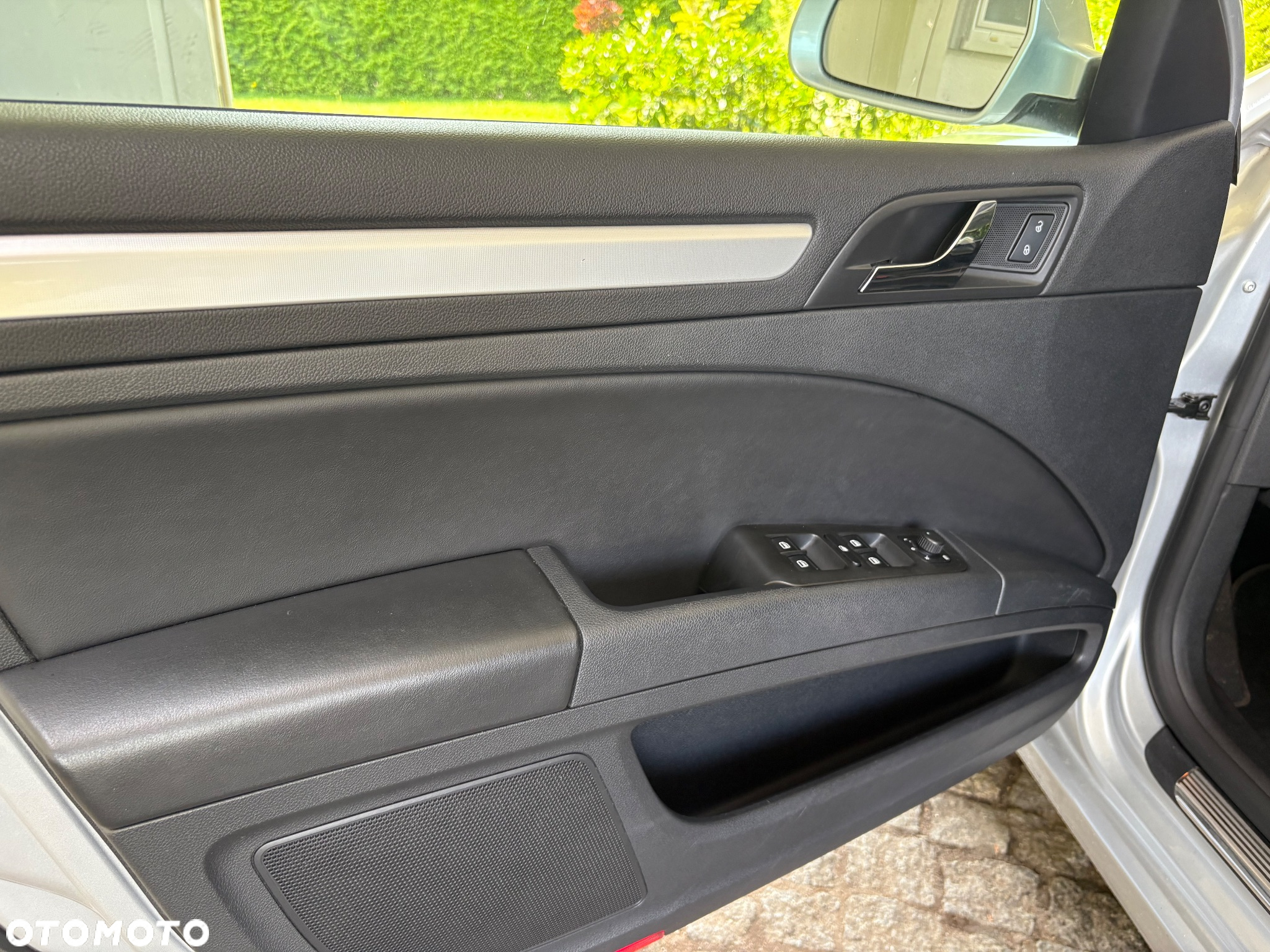 Skoda Superb 2.0 TDI Elegance DSG - 26