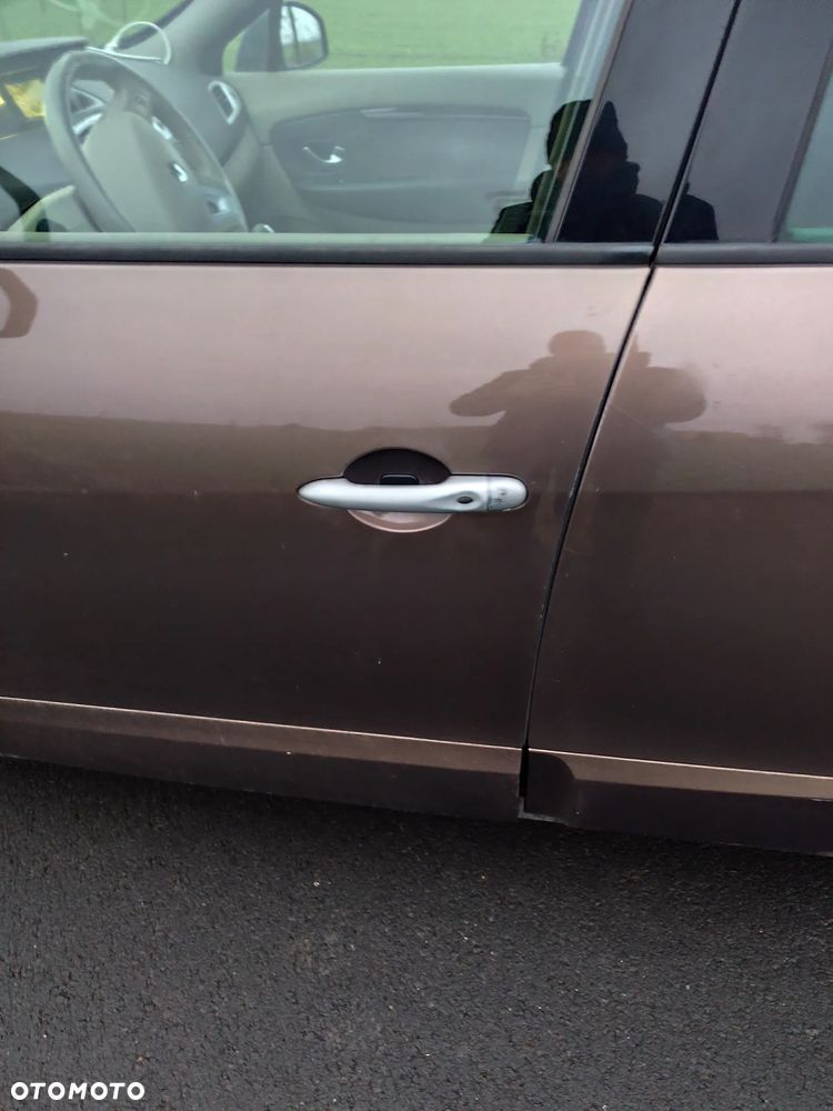 Renault Grand Scenic TCe 130 Bose Edition - 28