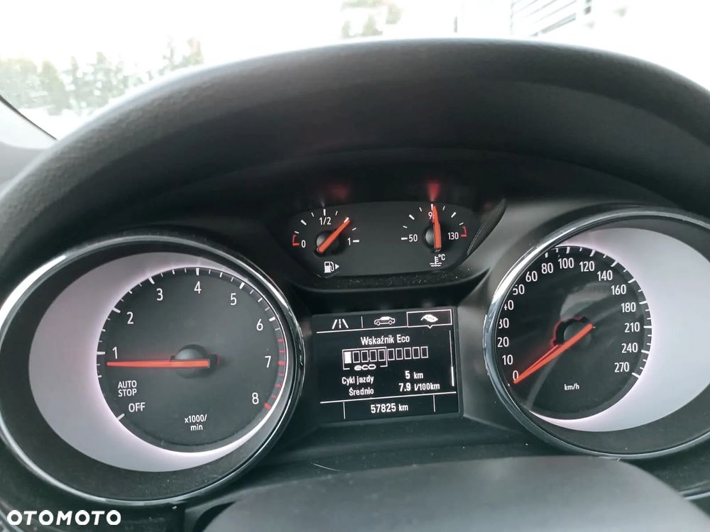 Opel Astra 1.4 T Dynamic - 18