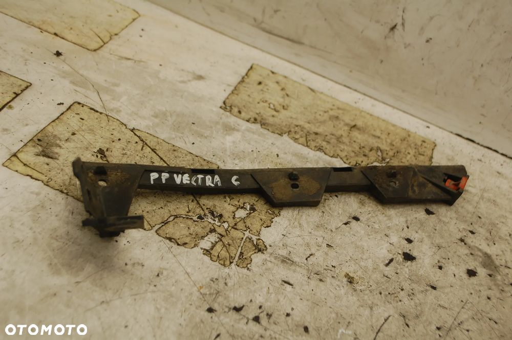 ŚLIZG ZDERZAKA LEWY PRAWY PRZÓD PRZEDNI 13140760 13140761 OPEL VECTRA C - 4