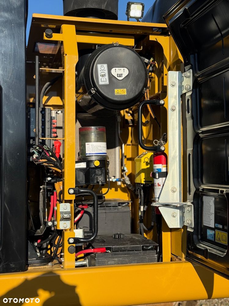 Caterpillar 330 FL - 20