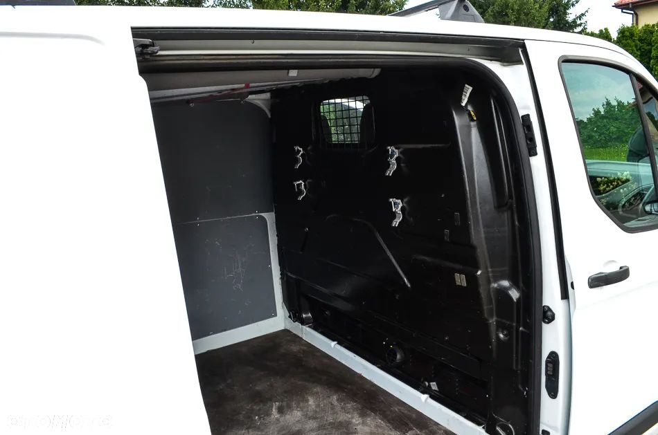 Ford Transit Custom - 25