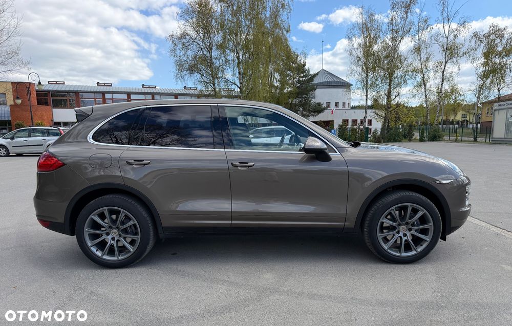 Porsche Cayenne - 3