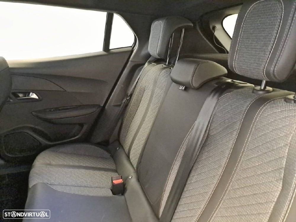 Peugeot 2008 1.2 Hybrid Allure e-DCS6 - 10